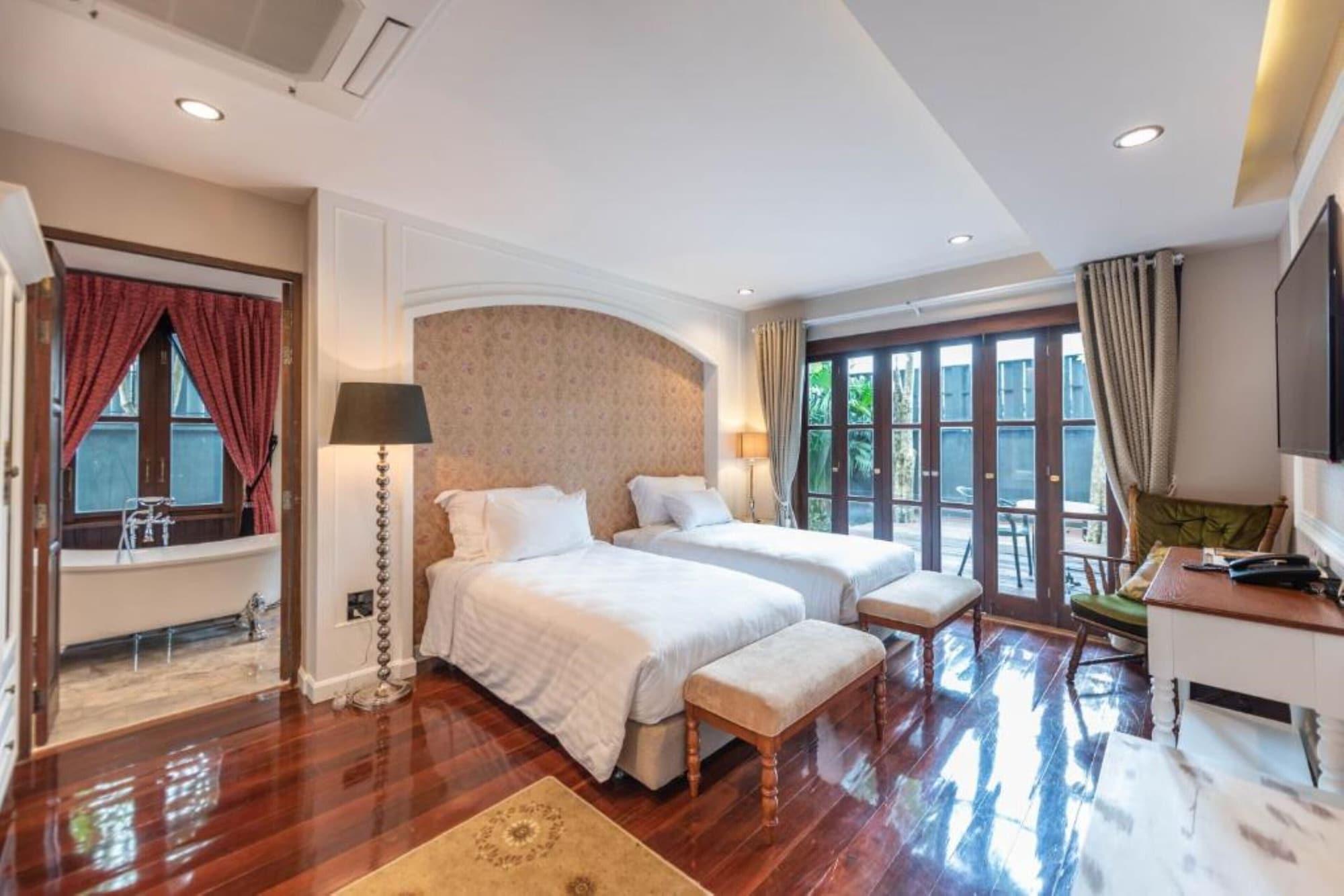 V Heritage Villa Chiang Mai Extérieur photo