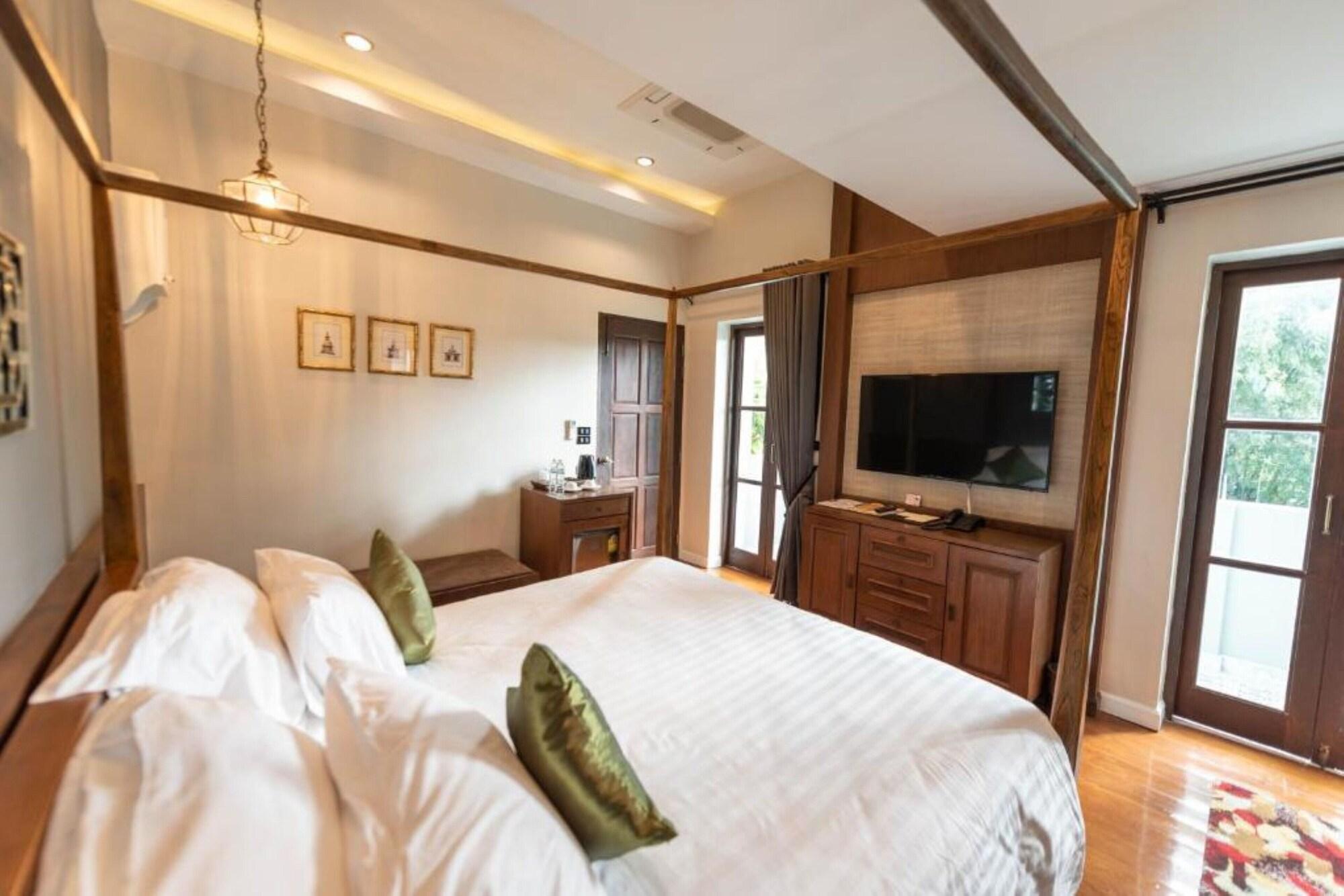 V Heritage Villa Chiang Mai Extérieur photo