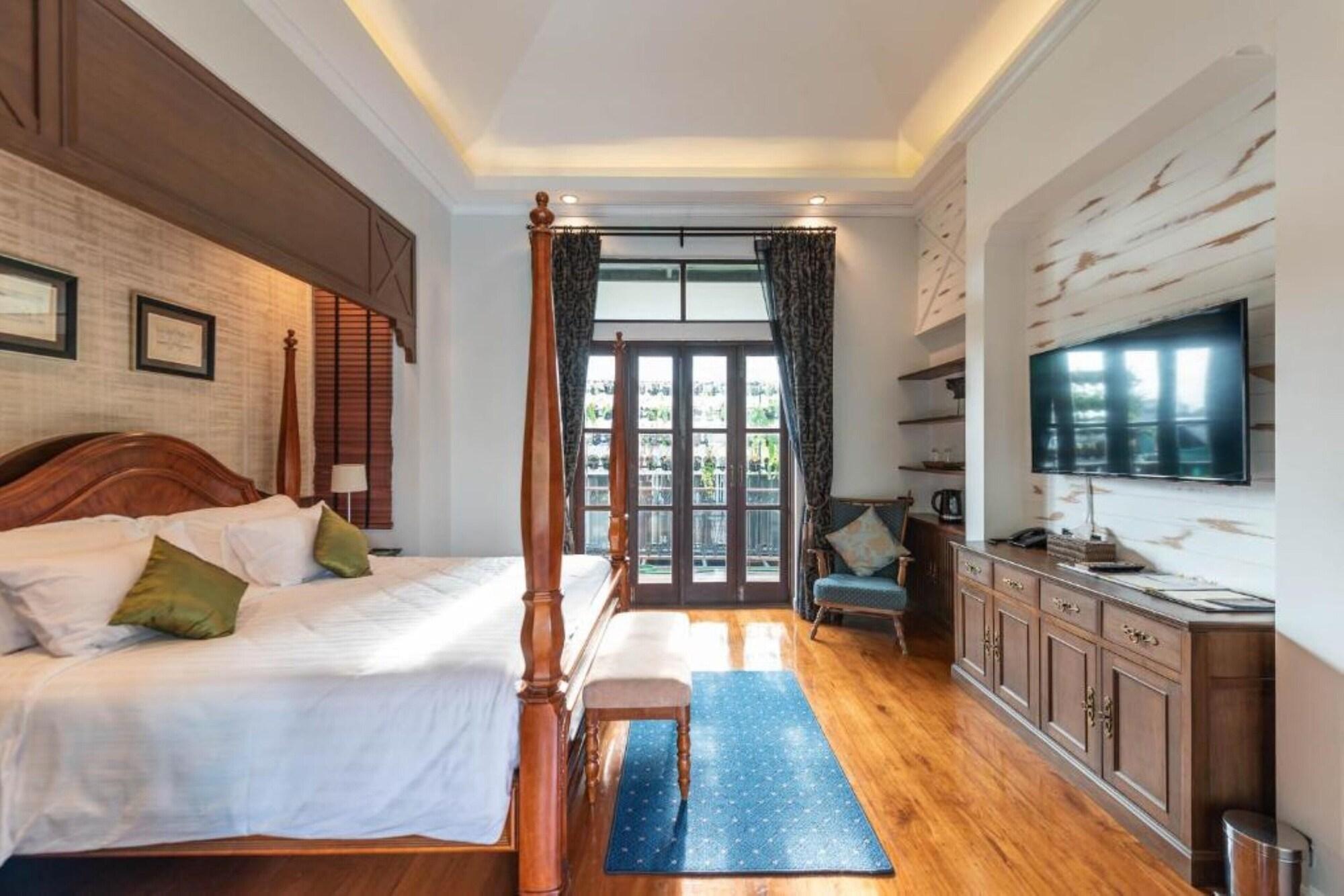 V Heritage Villa Chiang Mai Extérieur photo