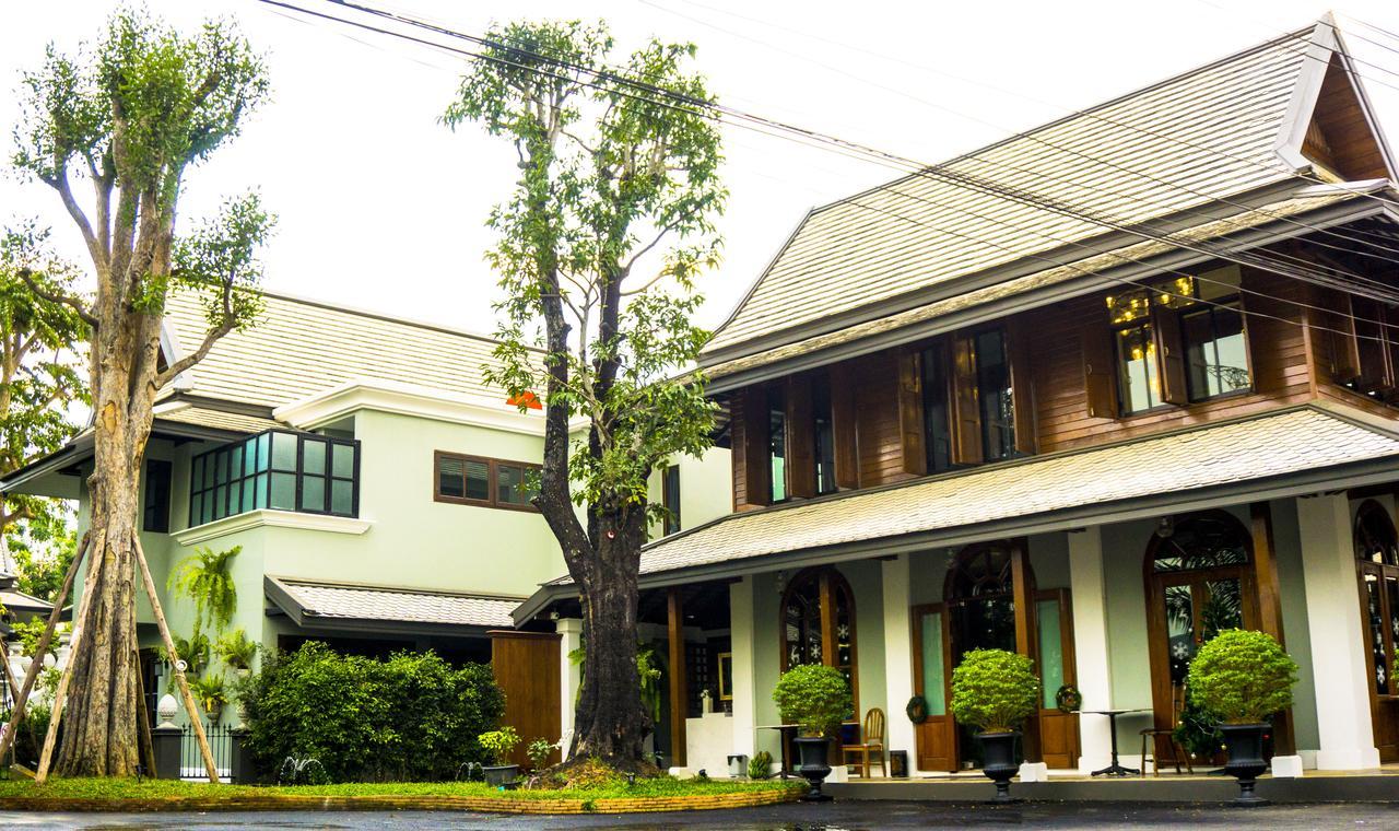 V Heritage Villa Chiang Mai Extérieur photo
