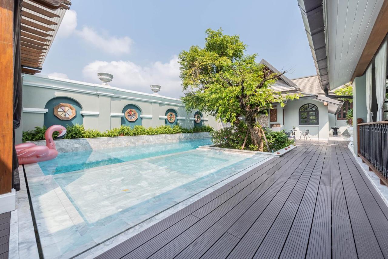 V Heritage Villa Chiang Mai Extérieur photo