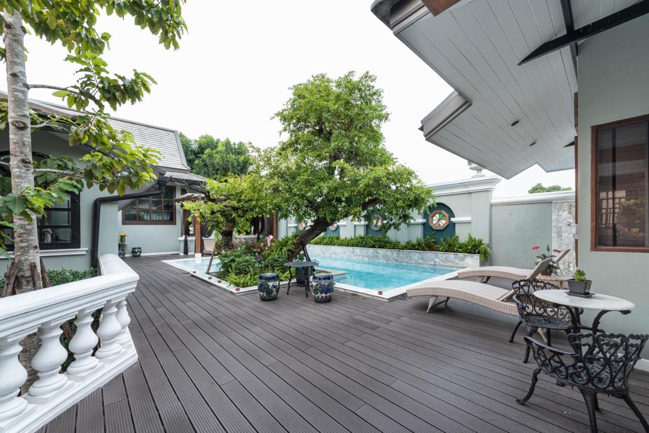 V Heritage Villa Chiang Mai Extérieur photo